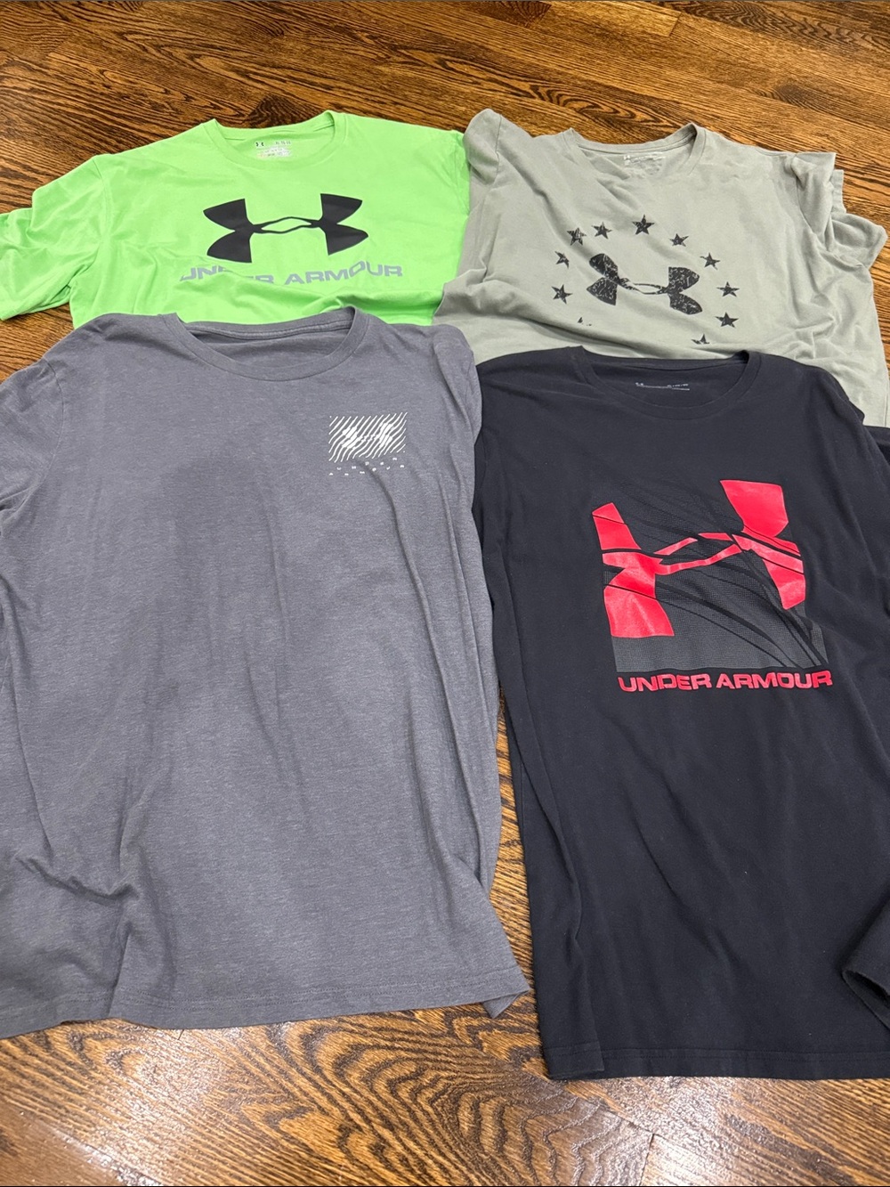 Under Armour Men’s  XL Short Sleeve Logo Tee Bundle - Black, Gray, Lime, Olive